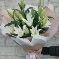 Букет из 5 лилии